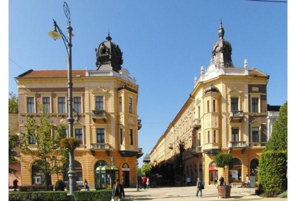 Ella Apartman ديبريتْسين المظهر الخارجي الصورة